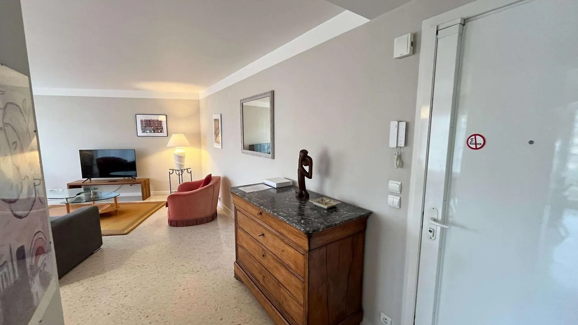 Apartment B052-Bel Appartement Spacieux Grand Balcon Et Garage Cannes