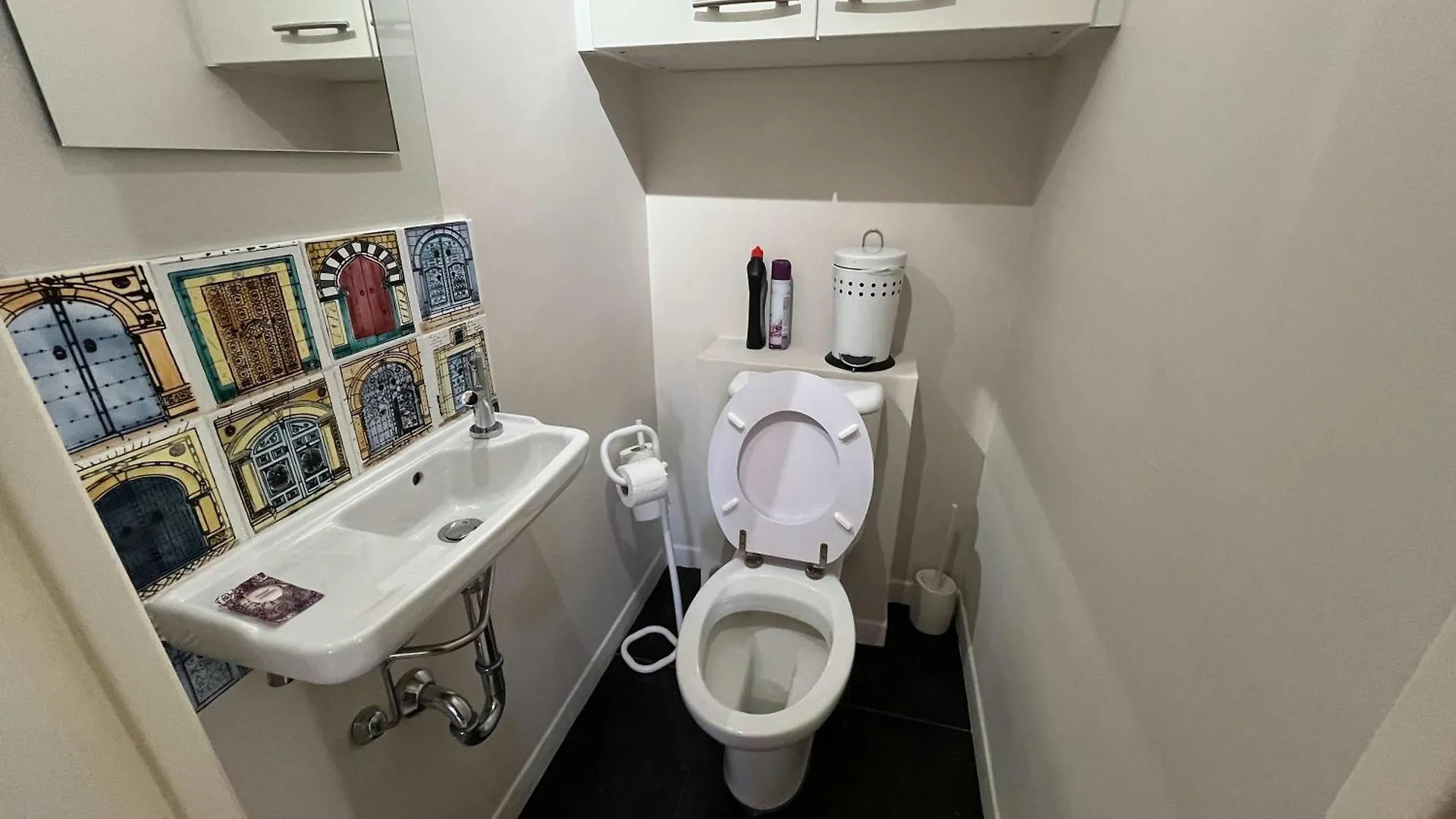 B052-Bel Appartement Spacieux Grand Balcon Et Garage Cannes 0*,  France